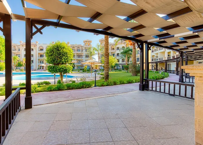 Al Saraya C116 Luxury 1br Pool View Sahl Hasheesh Apartment